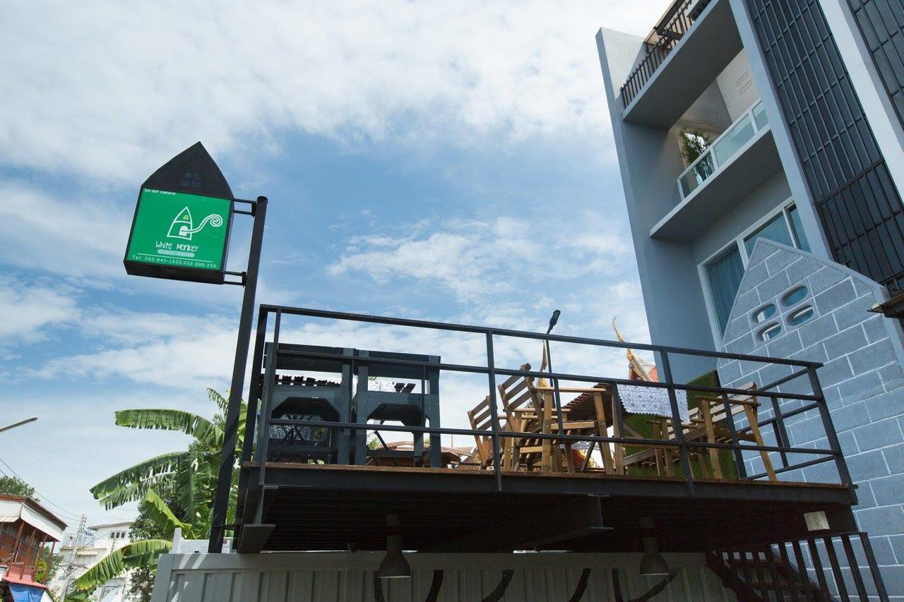 White Monkey Guesthouse Phetchaburi Zewnętrze zdjęcie