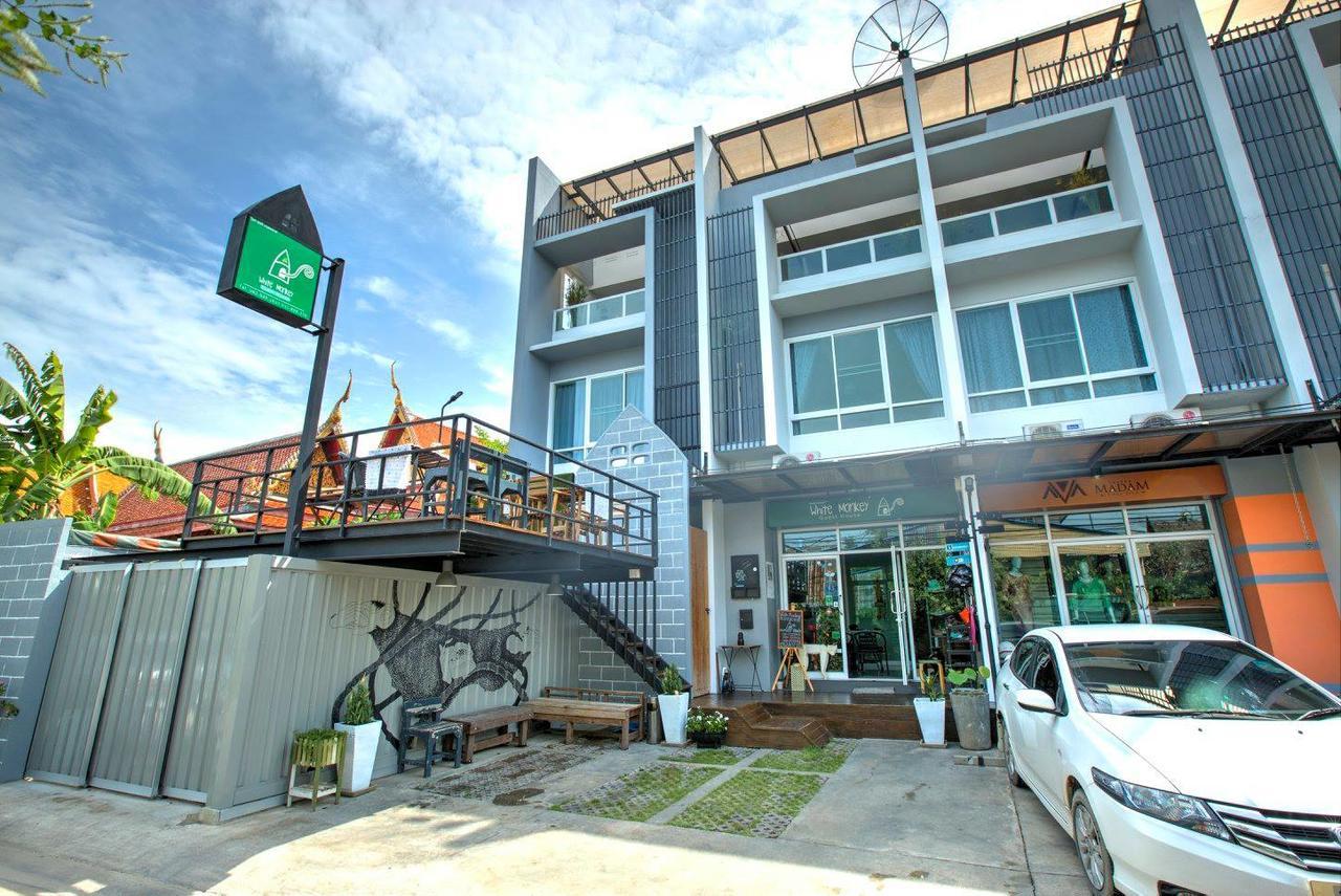 White Monkey Guesthouse Phetchaburi Zewnętrze zdjęcie