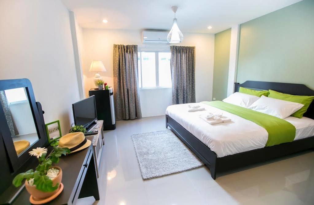 White Monkey Guesthouse Phetchaburi Zewnętrze zdjęcie